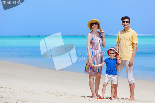 Image of family at beach