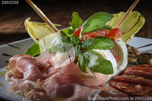 Image of Plate with Italy appetizers