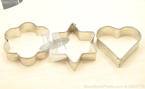 Image of Detailed but simple image of cookie cutter