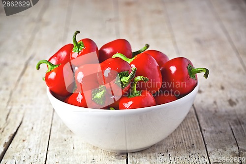 Image of red hot peppers in bowl 