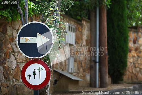 Image of Bizarre Road signs 