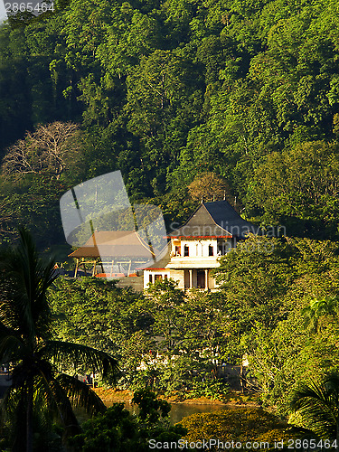 Image of Temple of the Tooth in Kandy, Sri Lanka