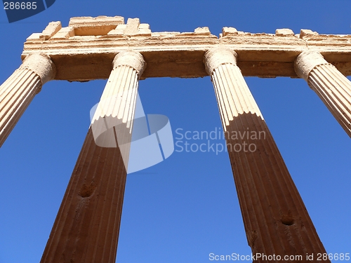 Image of Ancient columns, archaeological site, ruins, Palmyra, Syria