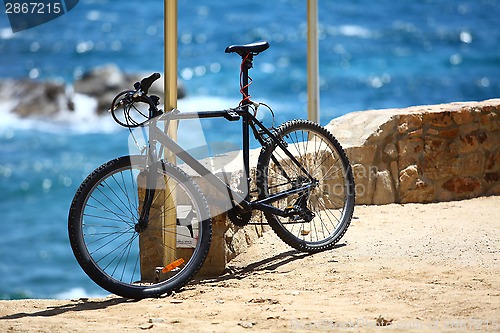 Image of  Padlocked bicycle