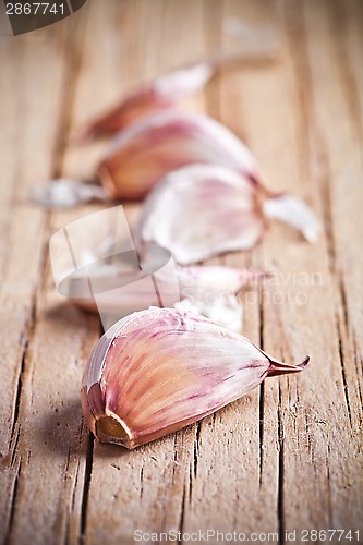 Image of  cloves of garlic 