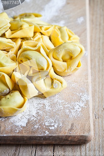 Image of uncooked tortellini