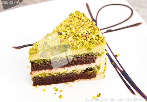 Image of Pistachio cake.