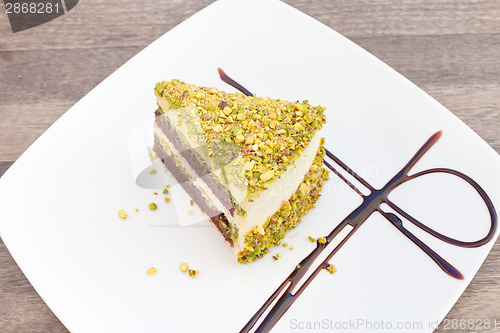 Image of Pistachio cake.