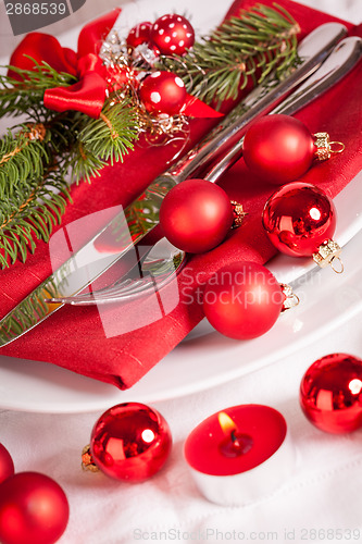 Image of Red themed Christmas place setting