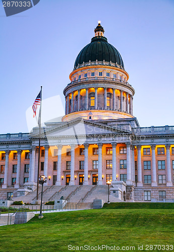 Image of Utah state capitol building in Salt Lake City