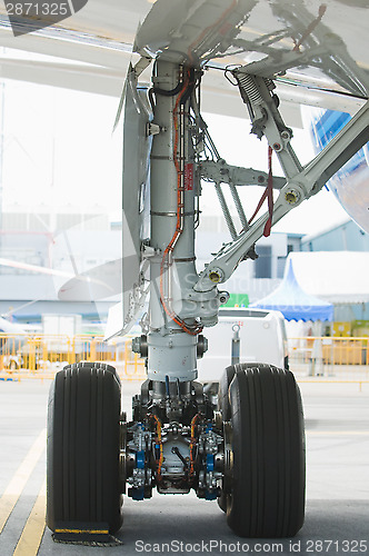 Image of Rear landing gear of wide-body airplane