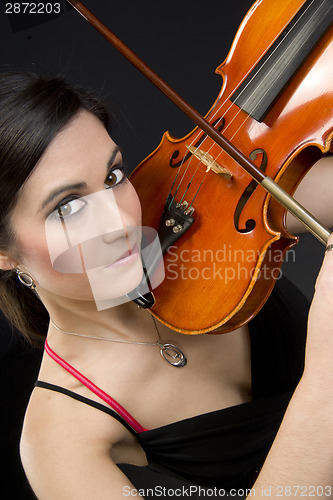 Image of Violinist