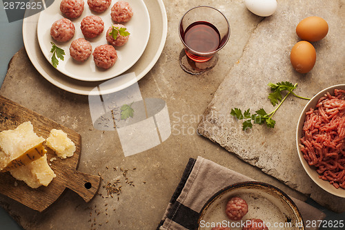 Image of Meatballs cooking