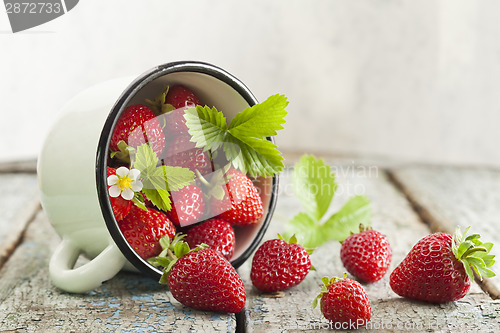 Image of Strawberries in cup