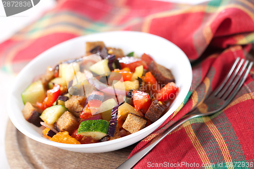 Image of Italian panzanella salad