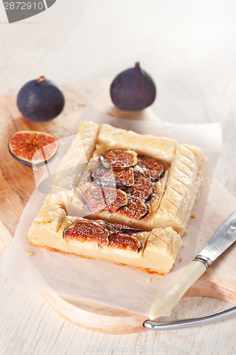 Image of Gourmet tart with figs