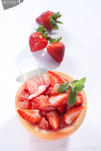 Image of Fruit salad with strawberry and grapefruit