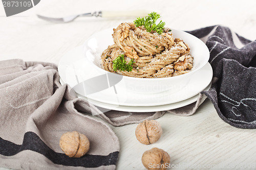 Image of Pasta with walnut pesto