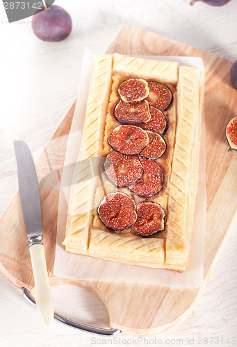 Image of Gourmet tart with figs