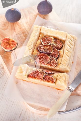 Image of Gourmet tart with figs