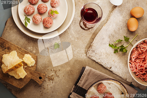 Image of Meatballs cooking