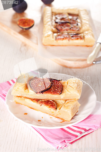 Image of Gourmet tart with figs