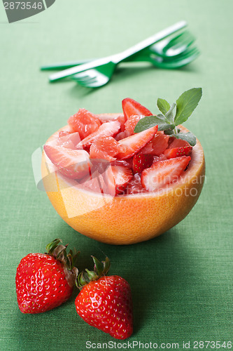 Image of Fruit salad with strawberry and grapefruit