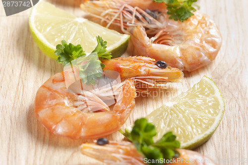 Image of Shrimps with parsley and lemon 