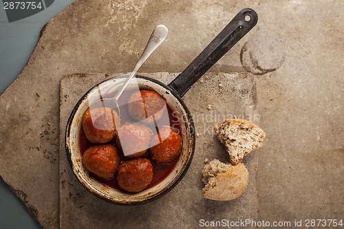 Image of Meatballs in pan