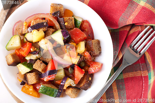 Image of Italian panzanella salad