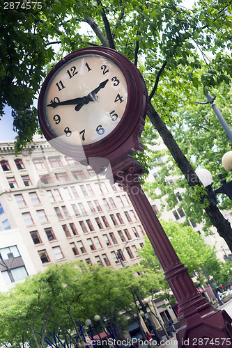 Image of Large Victorian Style Clock Mounted Lamp Post Timpiece City Down