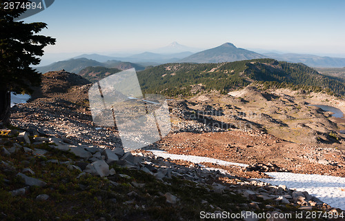 Image of PCT Pacific Crest Trail Park Butte Skyline Cascade Range