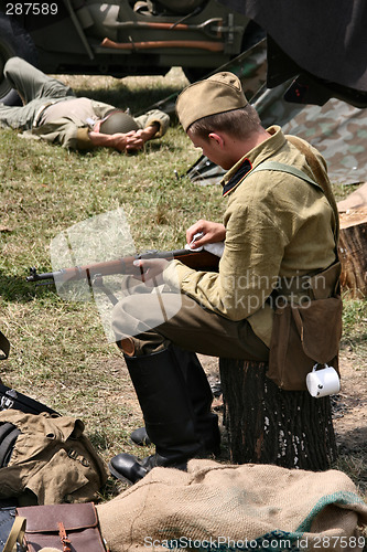 Image of World War 2 soldiers