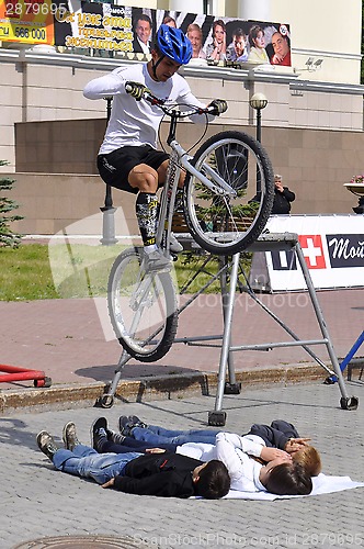 Image of Timur Ibragimov ? the champion of Russia on a cycle trial, acts 