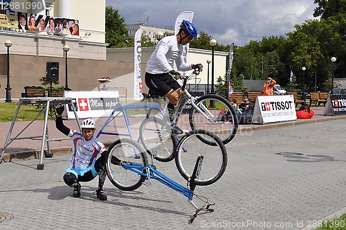 Image of Timur Ibragimov and Mikhail Sukhanov's performance, champions of