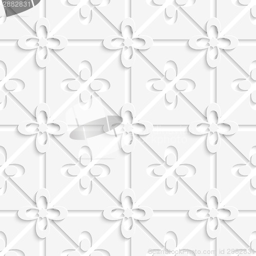 Image of White flowers in and out pattern