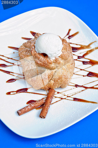 Image of apple strudel with ice cream