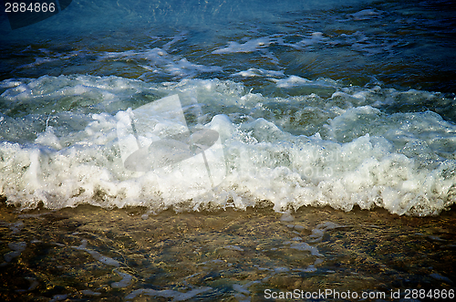 Image of Splashing Waves