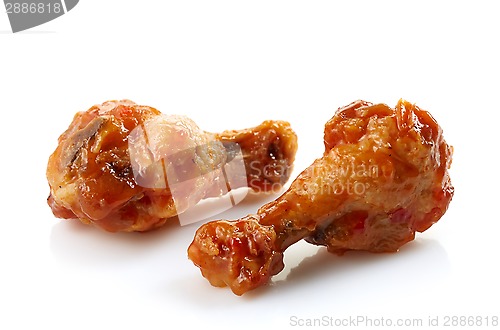 Image of fried chicken wings with sweet chili sauce