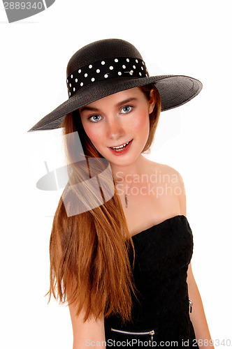 Image of Woman with hat.