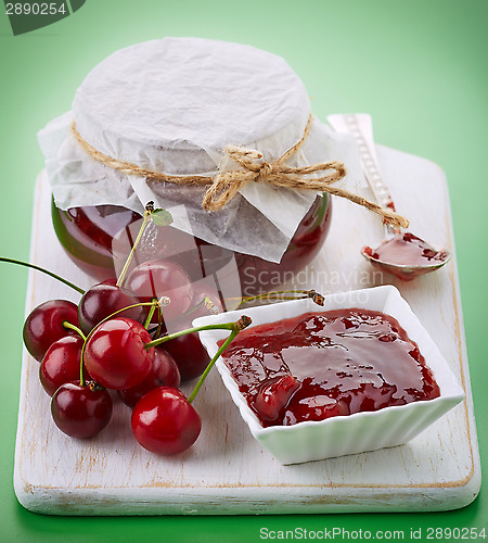 Image of bowl of fruit jam with cherries