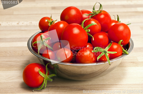 Image of Fresh tomatoes 