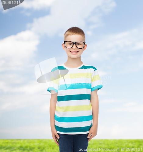 Image of smiling little boy in eyeglasses