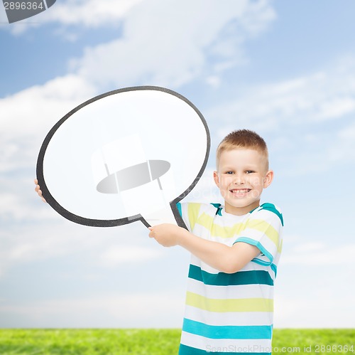 Image of smiling little boy with blank text bubble