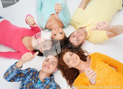 Image of group of smiling teenagers