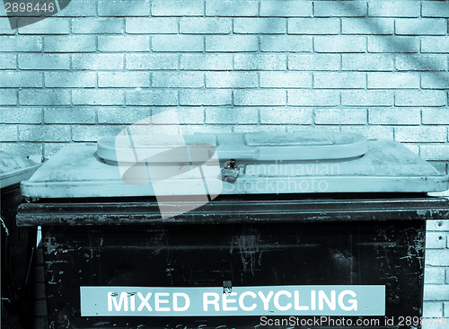 Image of Litter picture