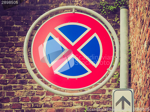 Image of Retro look No parking sign