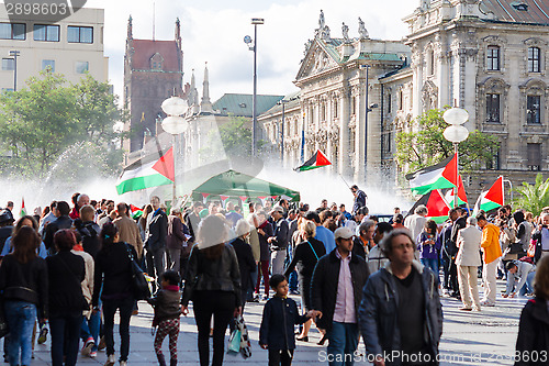 Image of Palestinian demonstration in the center of a major European city