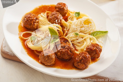 Image of Pasta with meatballs 