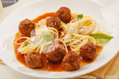Image of Pasta with meatballs 
